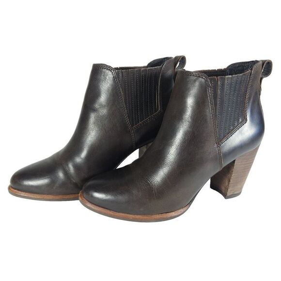 UGG Women's Poppy US 7 Brown Leather Heeled Pull on Chelsea Booties Boots - Picture 1 of 14